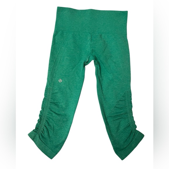 Lululemon In the Flow Crop Leggings Green | Size
Unknown (See Measurements) - Picture 4 of 10